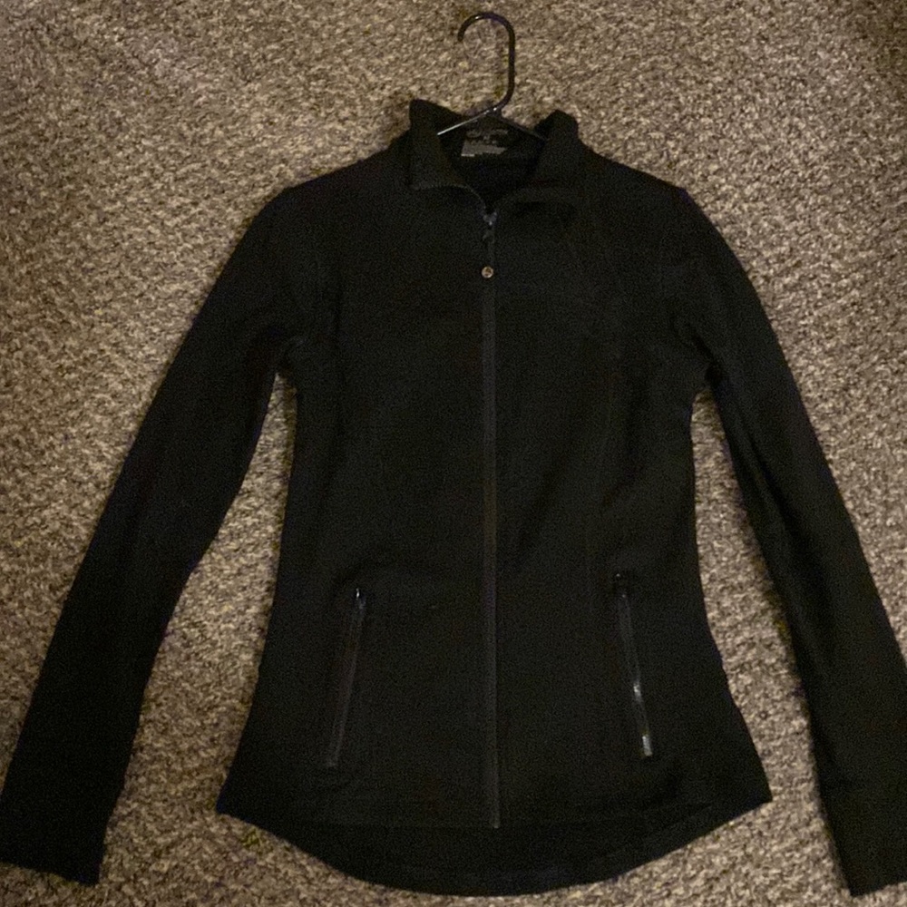Queenieke athletic jacket (lululemon align jacket dupe)